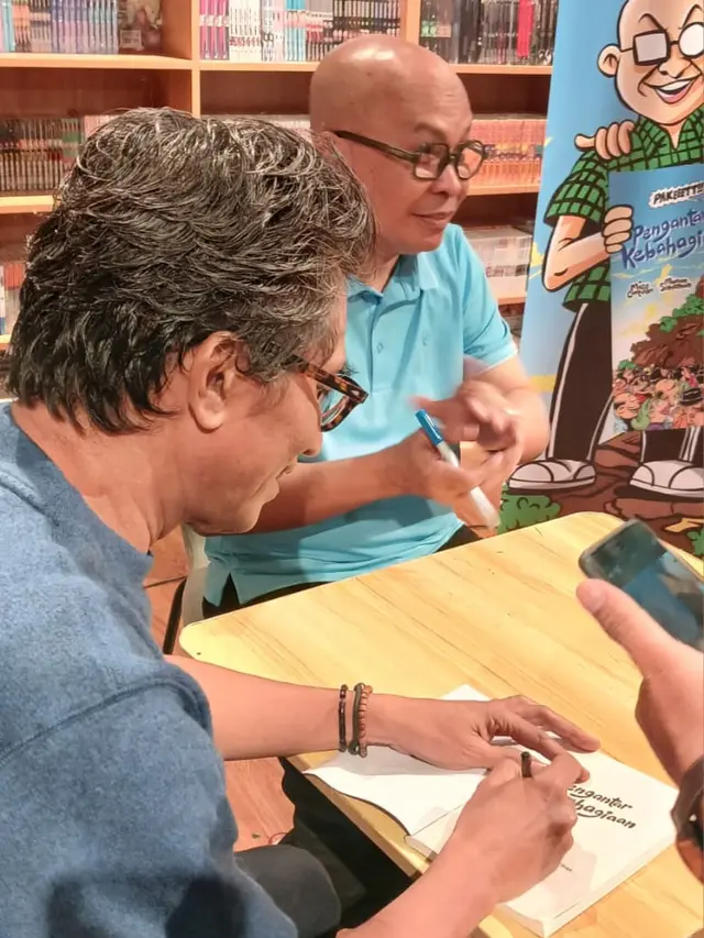 Grasindo resmi meluncurkan Buku Pengantar Kebahagiaan dalam acara Book Launch di Gramedia Jalma Melawai, Jakarta, Rabu (12/8/2026). (Liputan6.com/Nurri Indah)