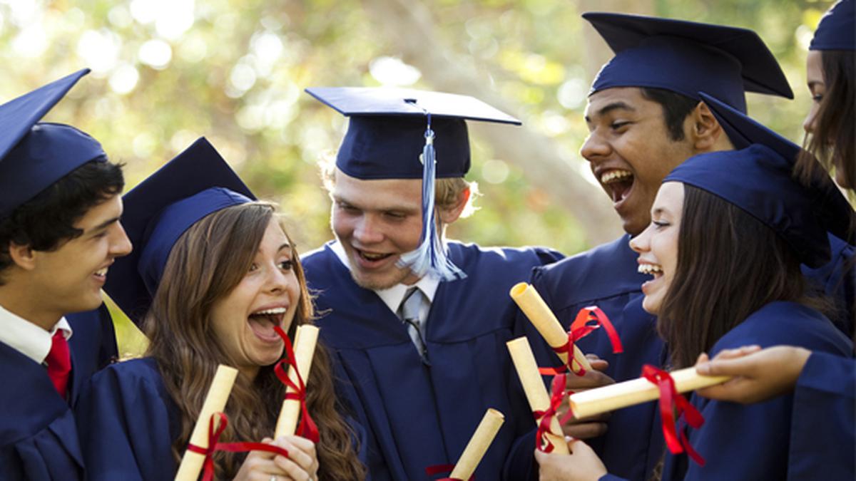 Lima Tips Bermanfaat Untuk Fresh Graduate