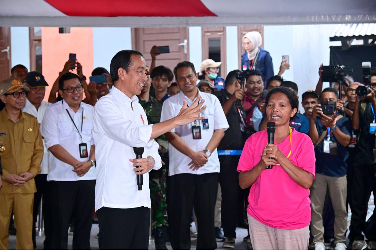 Kebersamaan Jokowi dan warga NTT