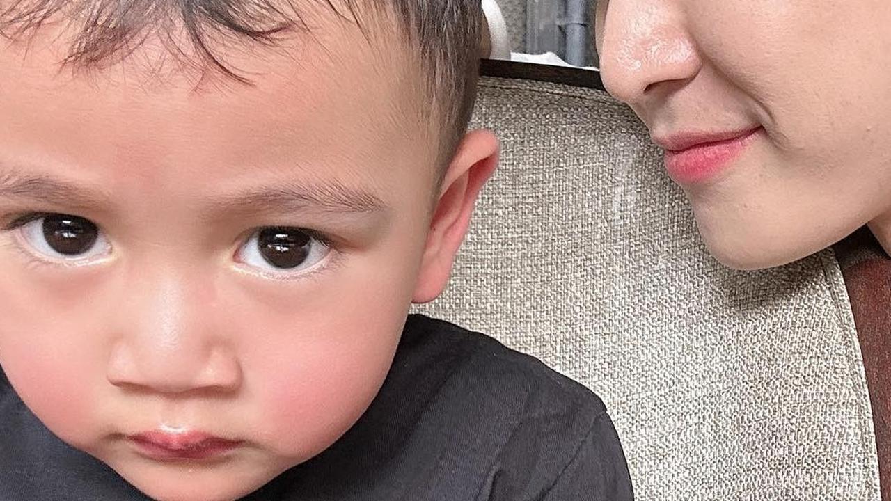 Bikin Heboh, Doyoung NCT Unggah Foto Bareng Rayyanza 'Cipung Cute
