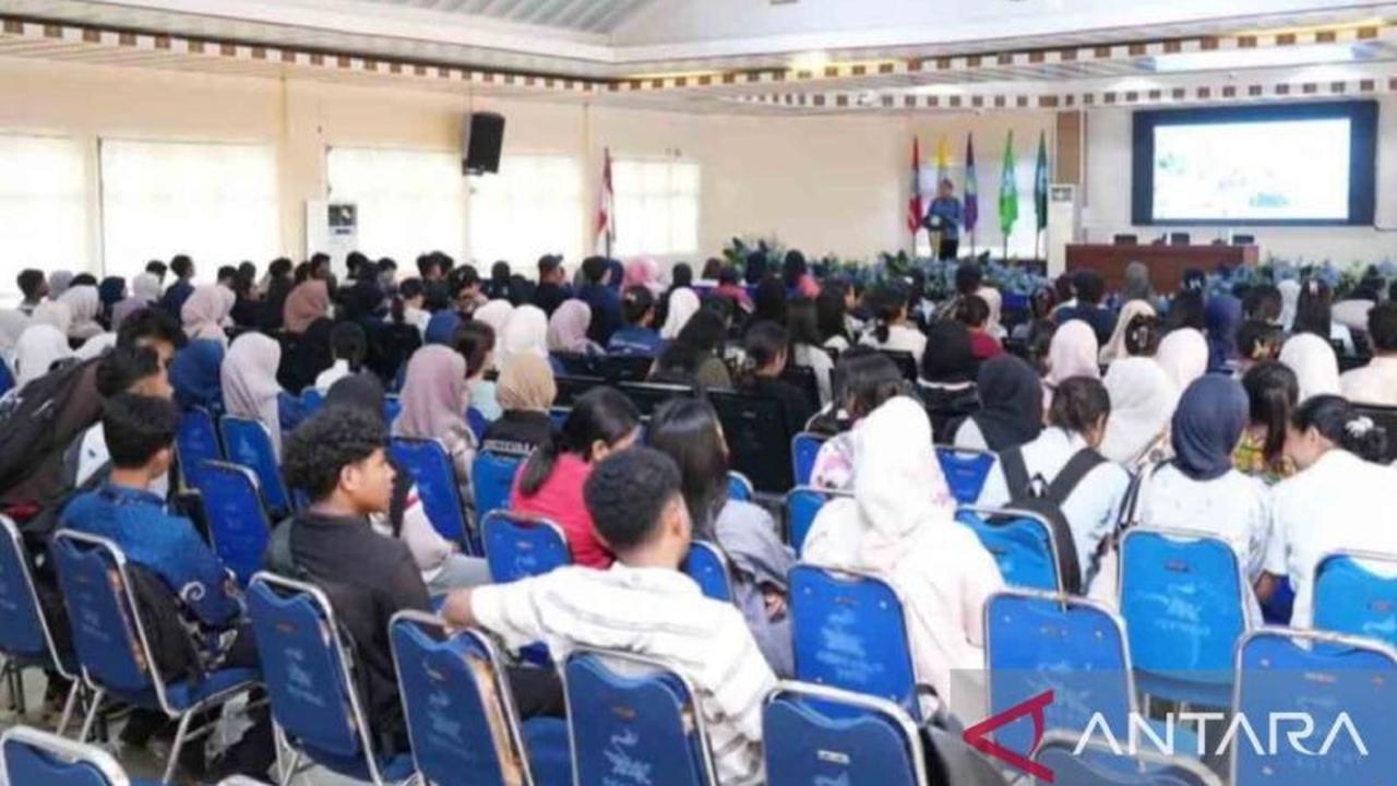 Unpatti Ajak Mahasiswa Perluas Pilihan Karier Non-ASN di Sektor Swasta dan Industri