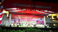 Polda Banten menggelar doa bersama para pemimpin, ulama, jawara, dan warga (Liputan6.com / Yandhie Deslatama)