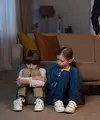 Mengatakan “jangan menangis” bisa membuat anak berpikir bahwa emosi seperti sedih atau takut adalah hal yang salah. [Dok/freepik.com]