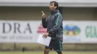 Punya 100 Ribu Followers, Luis Milla Ucapkan Terima Kasih
