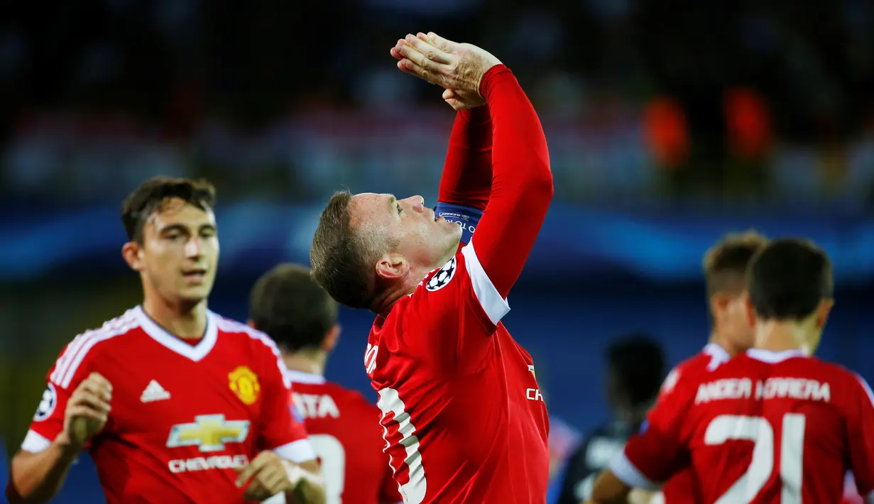 Wayne Rooney membuntuti Ruud van Nistelrooy dengan 36 gol. (Reuters/Yves Herman)