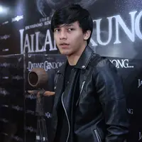 Untuk kali pertama Jefri Nichol bermain dalam film bergenre horor. Dalam film horor pertamanya, ia berperan sebagai orang Jawa yang memiliki aksen dialog Jawa Kejaween. Banyak yang dirasakan saat proses syuting film tersebut. (Nurwahyunan/Bintang.com)