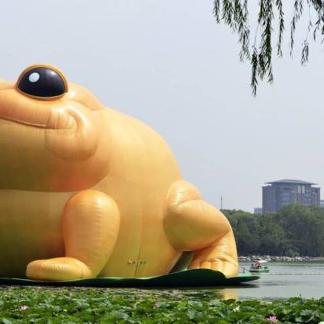 Setelah Bebek Kodok Karet Raksasa Kini Hadir Di Beijing Lifestyle Liputan6 Com