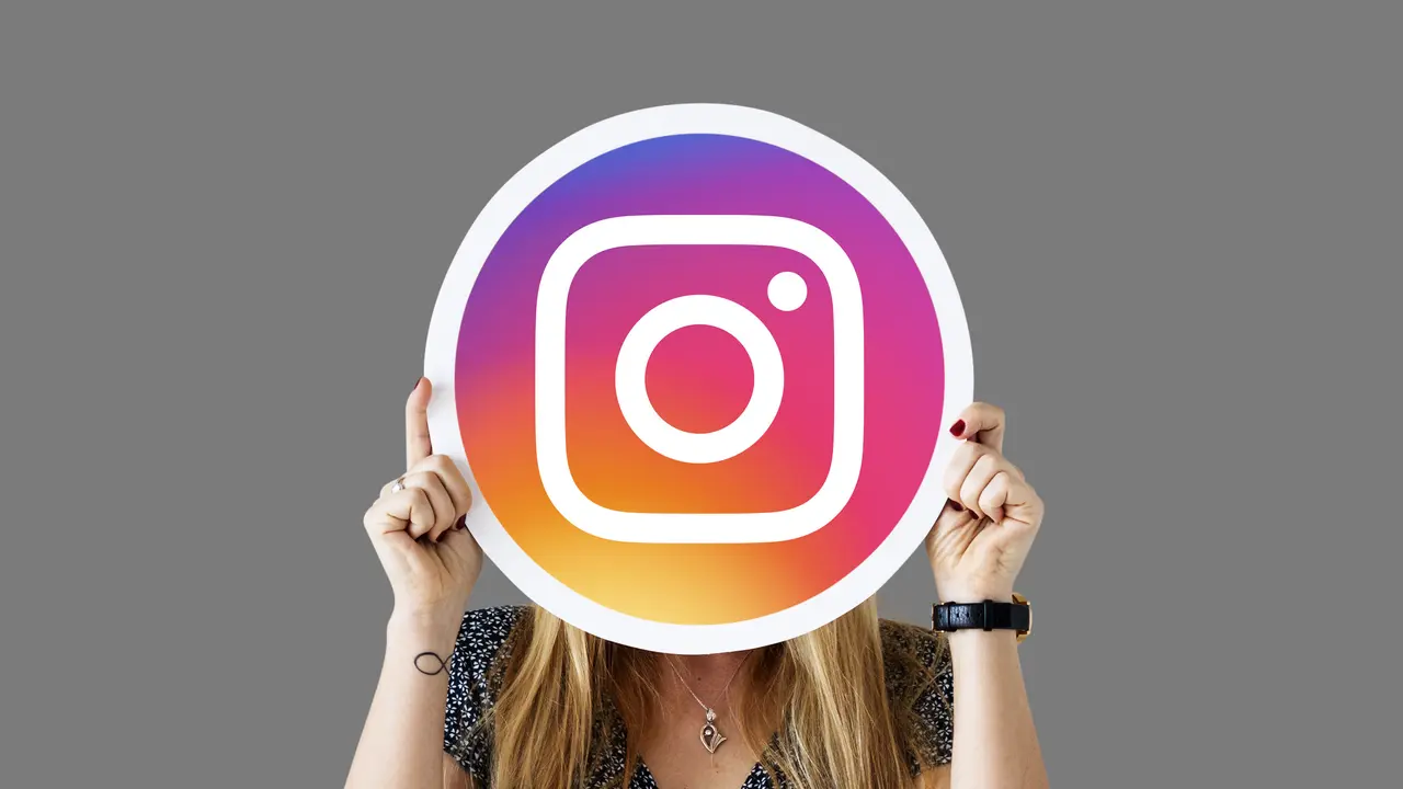 Ilustrasi Instagram