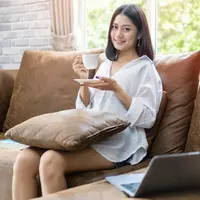 Menyendiri tak selalu berarti meratapi kesepian./Copyright shutterstock.com