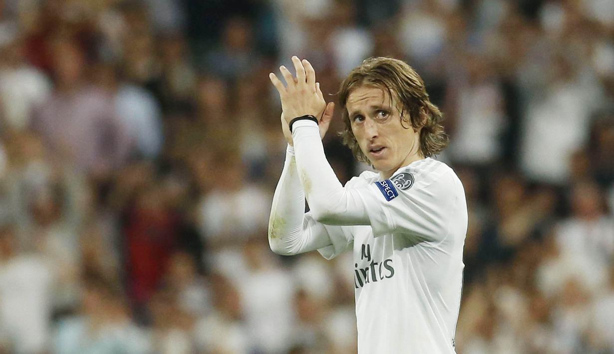 2. Luka Modric (Real Madrid) - Di FIFA 19, pemain Kroasia itu mendapatkan rating tertinggi dengan nilai 91. Namun, penampilan buruk musim lalu kemungkinan akan menurunkan nilainnya menjadi 90 di FIFA 20. (AFP/Juan carlos Hidalgo)