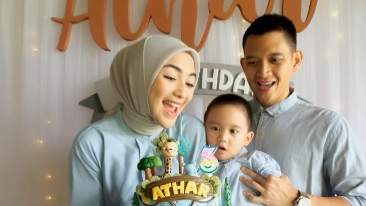 Potret Lucu Athar Dapat Surprise Ulang Tahun dari Sang Mama Citra Kirana, Kini Menginjak Usia 3 Tahun