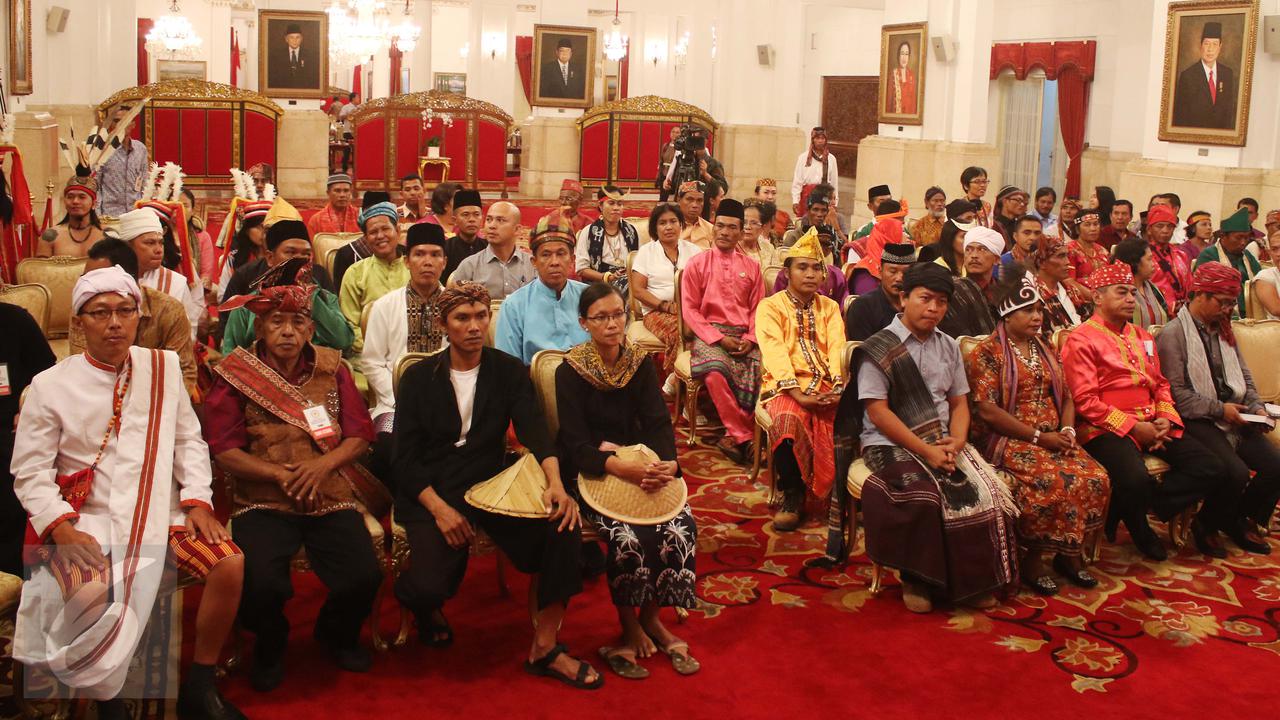 Jokowi Terima Aliansi Masyarakat Adat Nusantara
