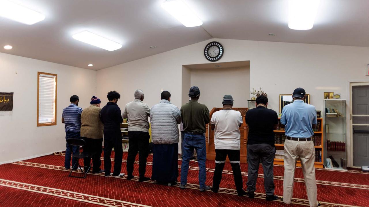 Muslim di Ujung Dunia Jalani Puasa Ramadan saat Matahari Bersinar Selama 24 Jam