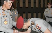 Naik Pangkat Anak Jenderal Polisi Jadi AKP, Membungkuk Salaman Sama Kabareskrim