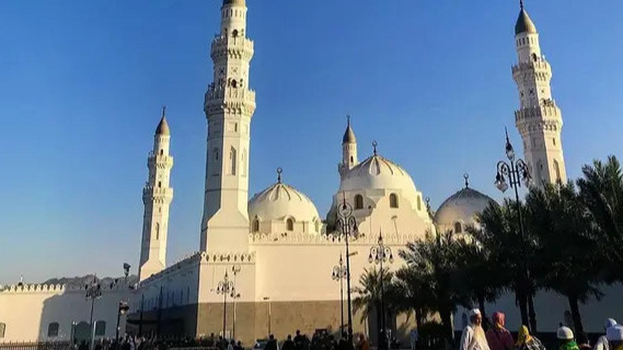 Unik, Bangunan Masjid Dengan Atap Baret TNI Berpangkat Jenderal Bintang 4