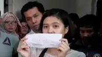 VIDEO: Orangtua Sebut Anaknya Panas dan Diare Usai Divaksin Palsu