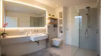 11 Tips Mendesain Kamar Mandi Kecil agar Terasa Lebih Lapang, Jadi Tempat Rileksasi Impian