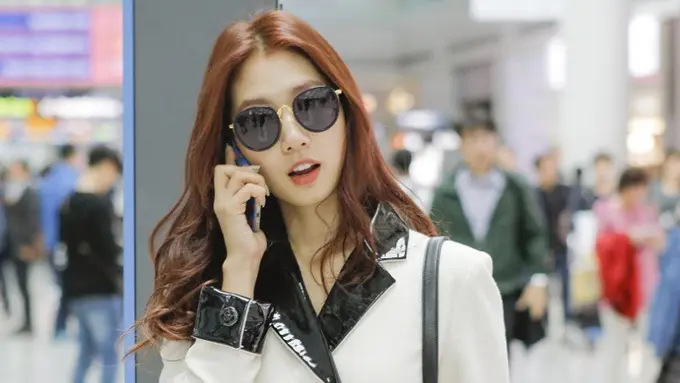 [Bintang] Pesona Airport Fashion Park Shin Hye dan 2 Aktris Korea yang Memikat Hati