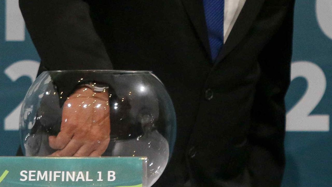 FOTO: Hasil Drawing Semifinal Pegadaian Liga 2 2023/2024: Empat Tim Papan Atas Siap Bertarung