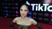 Cinta Laura Tanggapi Viral Videonya di TikTok tentang Soto dan Ungkap Sisi Manja pada Pasangan