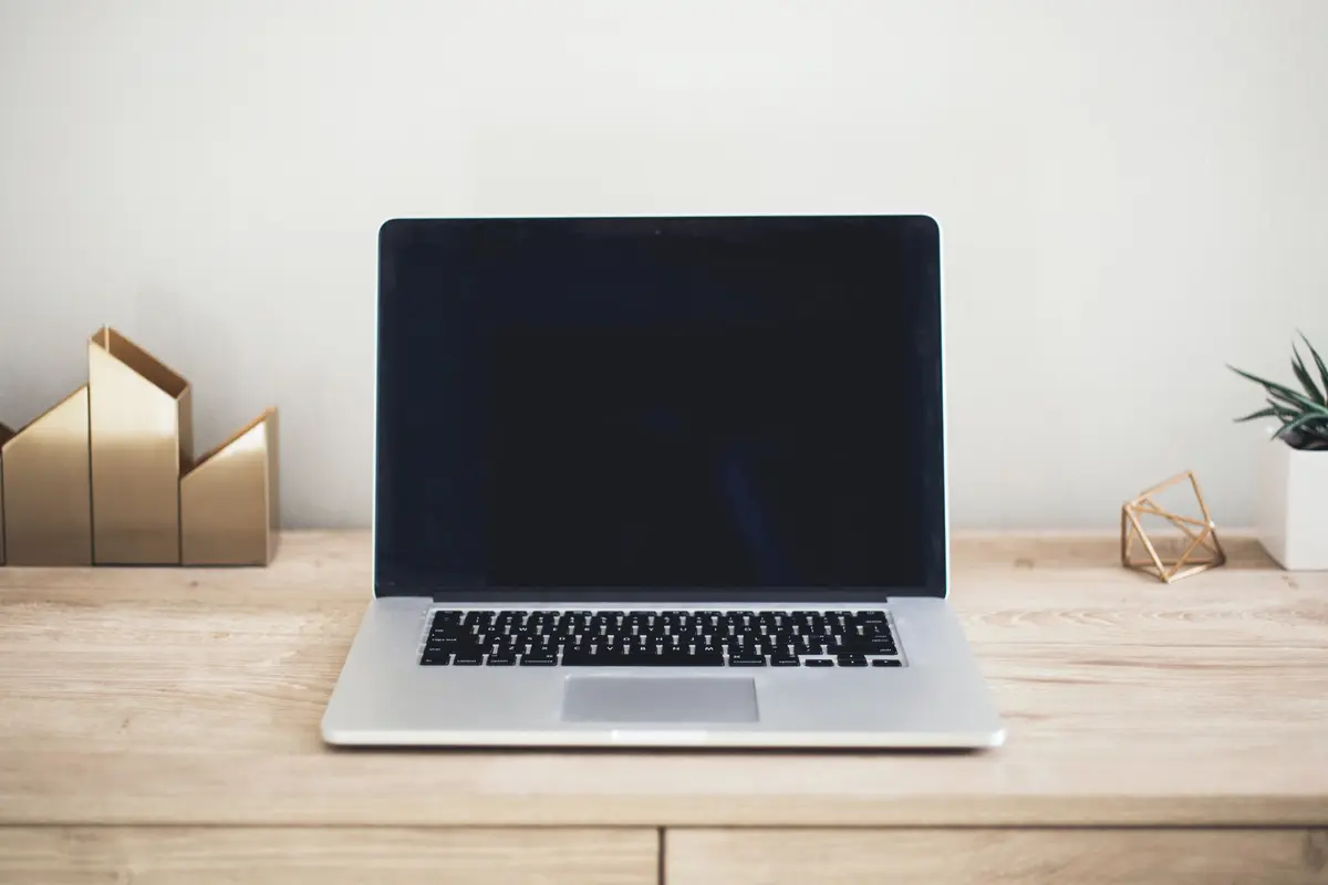 laptop-kezo