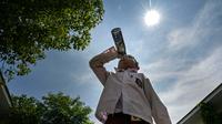 Puncak musim kemarau diprediksi akan terjadi pada bulan Juni hingga Juli 2024. (CHAIDEER MAHYUDDIN/AFP)