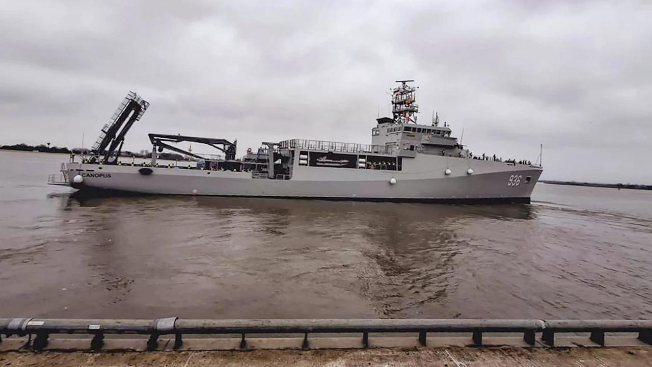 FOTO: KRI Canopus 936 Mulai Pelayaran Perdana Menuju Indonesia