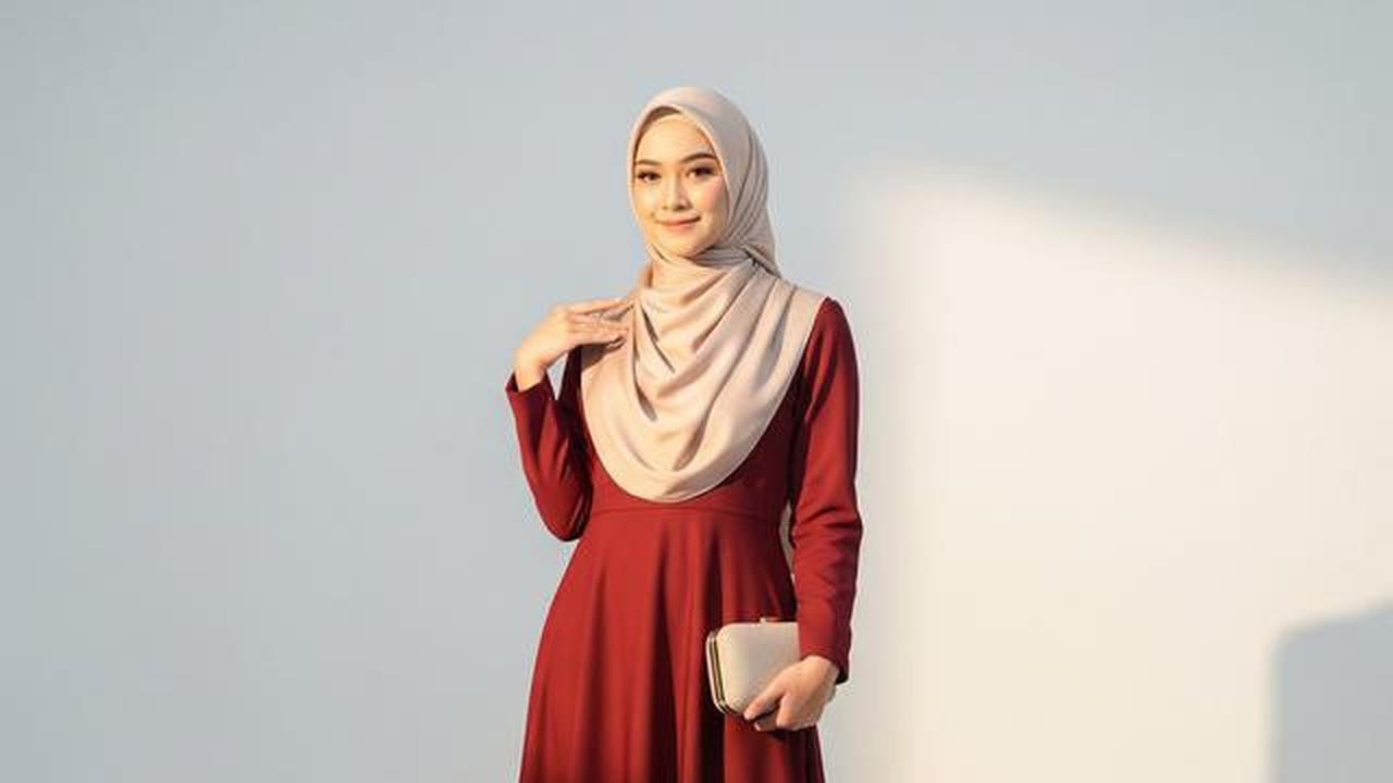 7 Gamis untuk Wanita Bertubuh Mungil agar Tidak Terlihat 'Tenggelam'