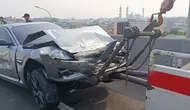 VW Tiguan Tabrak Mazda di Tol Wiyoto Wiyono