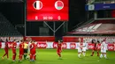 Pemain Belgia dan Belarusia pada akhir pertandingan Grup E kualifikasi Piala Dunia 2022 di Stadion King Power, Leuven, Belgia, Selasa (30/3/2021). Belgia menang 8-0. (AP Photo/Francisco Seco)
