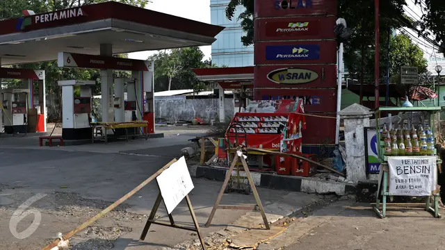 20151012-SPBU Tutup-Jakarta