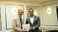 Wakil Ketua Badan Kerja Sama Antar Parlemen (BKSAP) DPR RI, Putu Supadma Rudana kembali melakukan pertemuan dengan Director of the European Parliament in ASEAN Antoine Ripoll di Gedung DPR RI, Jakarta. (Ist).