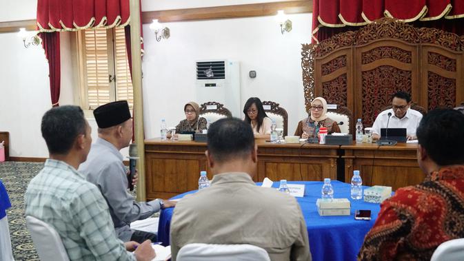 Kumpulkan Polisi dan Pejabat Pati, Menteri Arifah Desak Pelaku Pencabulan Santriwati Dihukum Berat