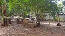 Tampak lahan di RT 05/RW 05 Kelurahan Pondok Ranggon yang dikabarkan jadi lokasi pembangunan DP Rp 0, Jakarta Timur, Rabu (10/3/2021). KPK sedang menyelidiki Program Rumah DP 0 Rupiah yang berada di Munjul, Kelurahan Pondok Ranggon, Kecamatan Cipayung, Jakarta Timur. (Liputan6.com/Herman Zakharia)