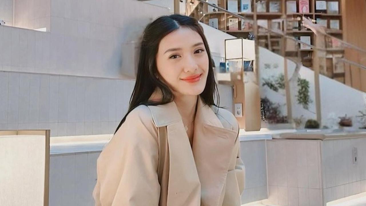 Cantik Bak ABG, Potret Anisa Aziza Istri Raditya Dika Selalu Modis dan Kece Abis saat Liburan di Korea Selatan