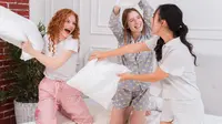 66 Funny Pajama Party Quotes for Your Cute Instagram Captions