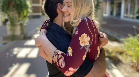 10 Arti Mimpi Bertemu Artis Dan Idola Yang Mengejutkan, Banyak Pertanda  Baik - Lifestyle Fimela.com