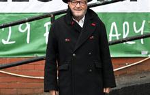 FOTO: Inilah George Galloway, Politikus Pro Palestina Menang Telak di Pemilu Inggris: Punya Istri Cantik Berdarah Indonesia