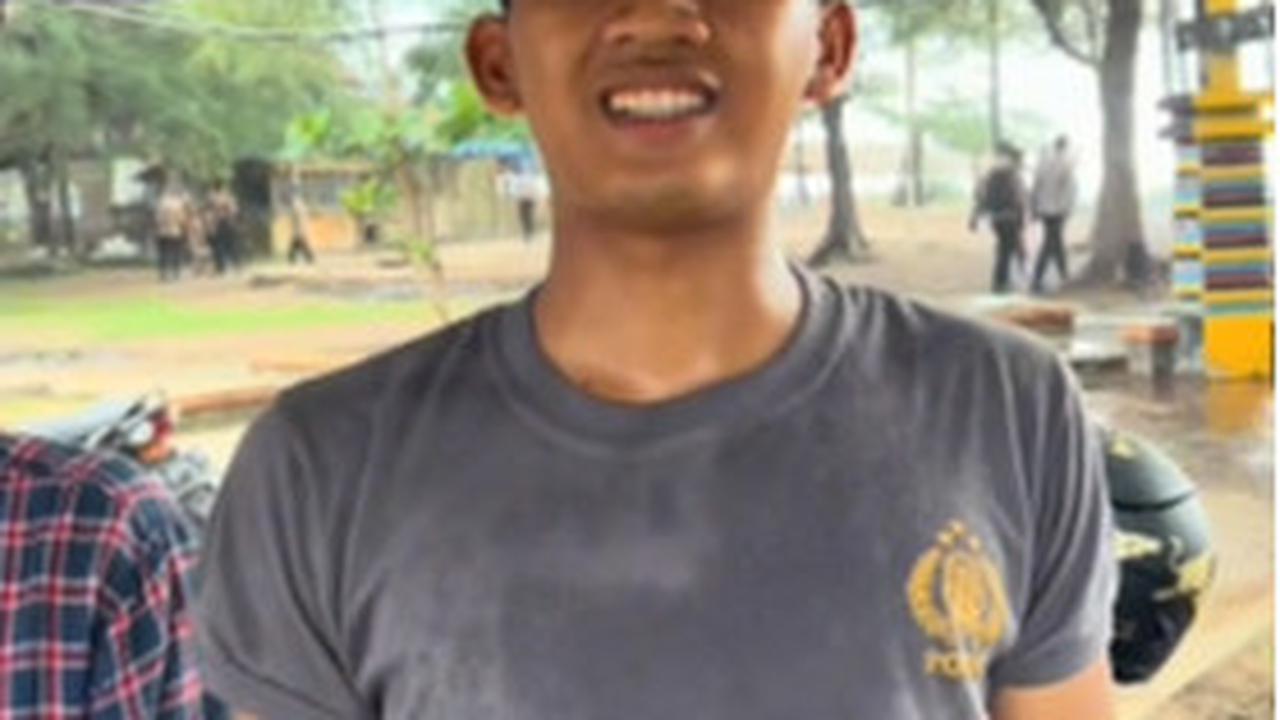 Perwira Ini Awalnya Tidak Percaya Anak Tukang Bakso Jadi Polisi,