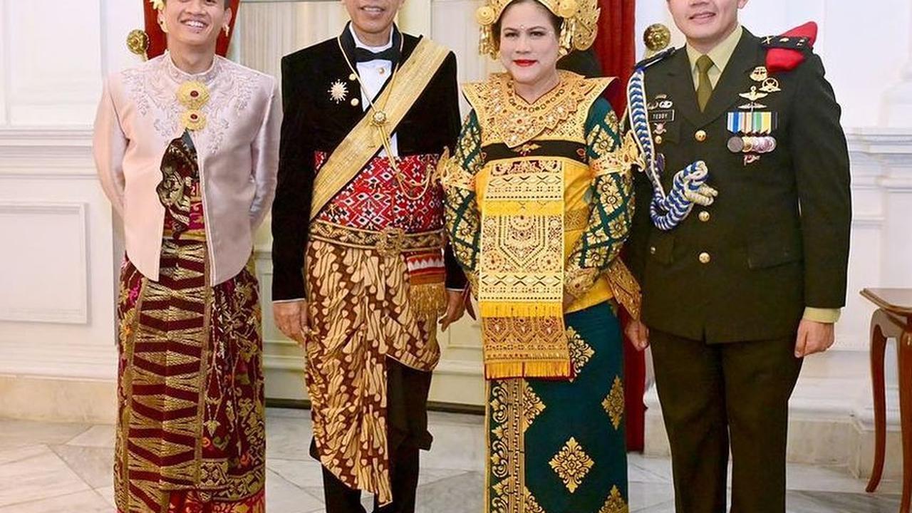 Awalnya menjabat dengan pangkat Letnan Satu, Teddy menunjukkan dedikasi yang tinggi dalam tugasnya, yang membuatnya naik pangkat menjadi Kapten. Saat ini, ia telah mencapai pangkat Mayor.<br>