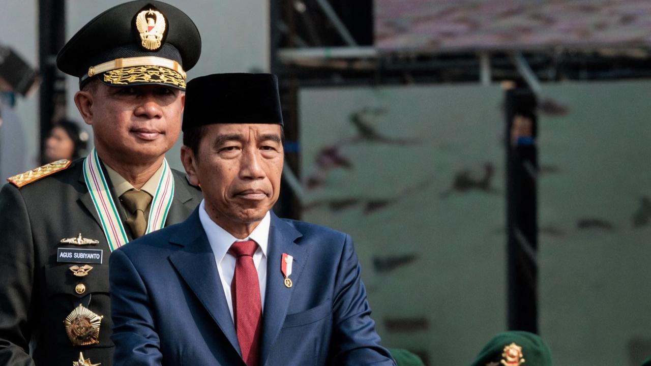 Komentar Jokowi Saat Hakim Tuntut Kenaikan Gaji: Dalam Kajian dan Perhitungan