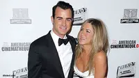 Ini Penyebab Jennifer Aniston-Justin Theroux Lama Nikah