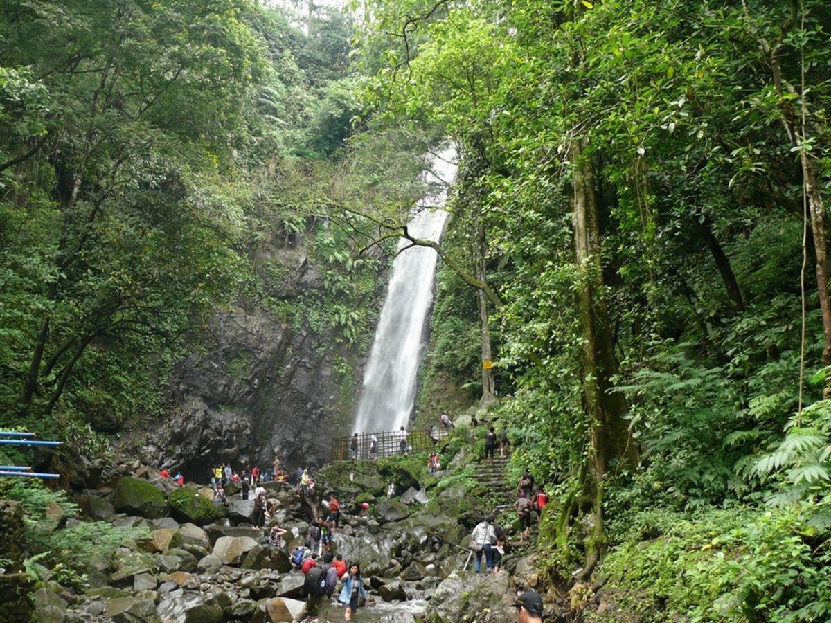 Air Terjun Parang Ijo