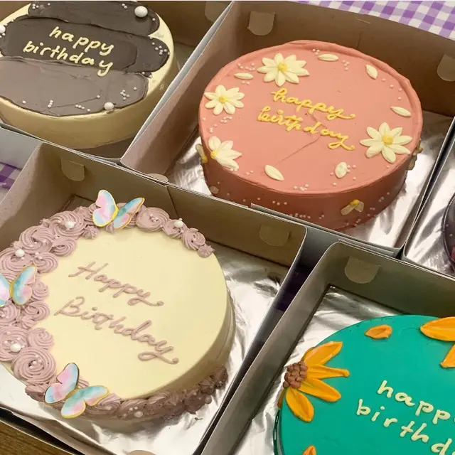 Teriring Doa Orangtua, Mera Cakery Tawarkan Kreasi Korean Cake di Palangkaraya