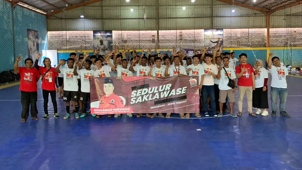 Relawan Sedulur Saklawase menggelar Turnamen Futsal Putra yang diramaikan oleh ratusan peserta di Kecamatan Tembalang, Kota Semarang (Istimewa)