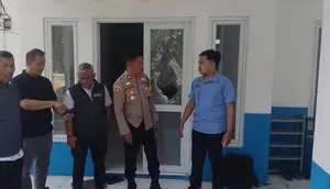 Ngamuk Bawa Golok, Pria Rusak Dapur MBG di Sukabumi