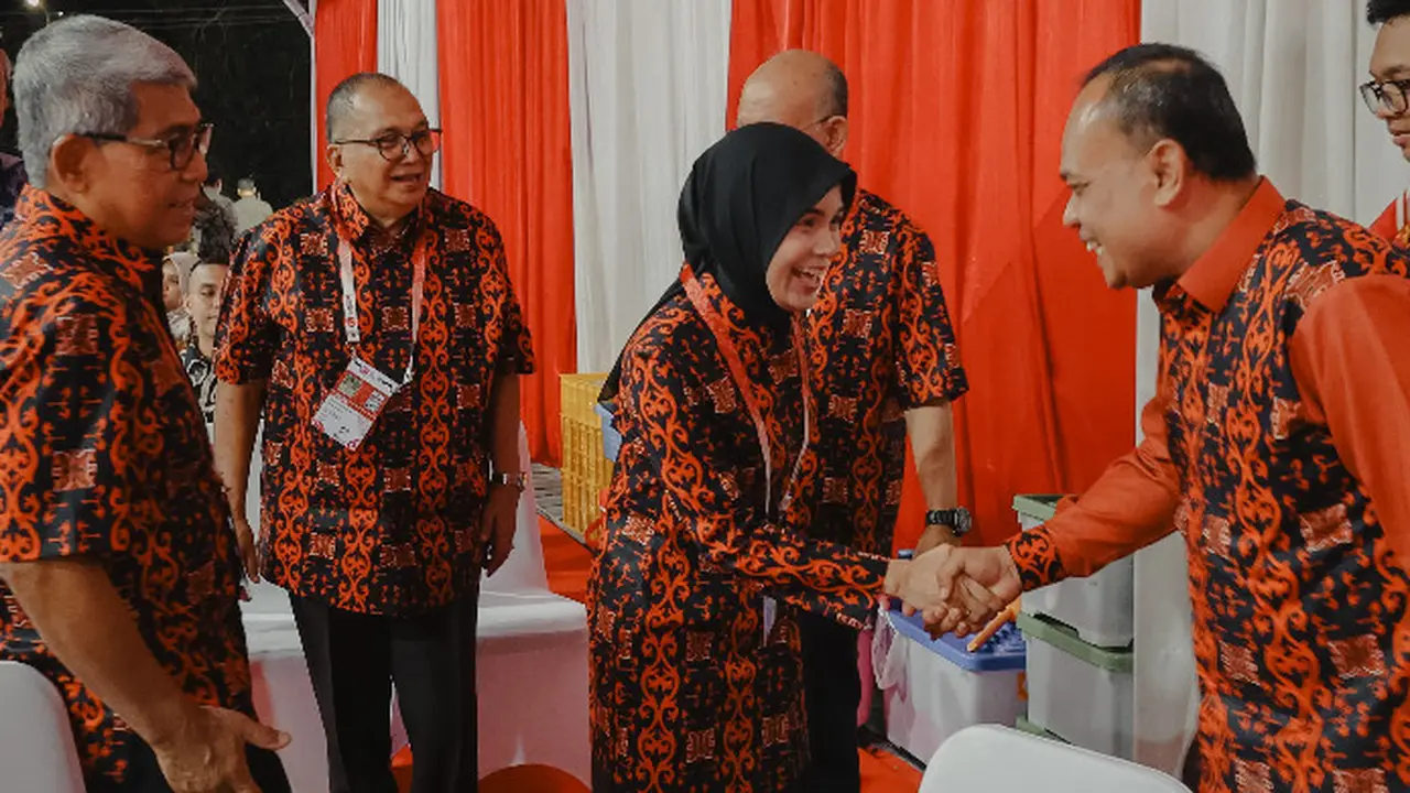Ketua Kwartir Daerah Jawa Tengah, Siti Atikoh Supriyanti menghadiri Malam Gala Dinner Peumulia Jamee Musyawarah Nasional Gerakan Pramuka XI di Balee Meuseuraya Aceh, Banda Aceh, Jumat (1/12/2023) (Istimewa)