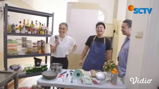 6 Potret Rumah Mewah Agnez Mo, Penuh Nuansa Cerah dan Luas