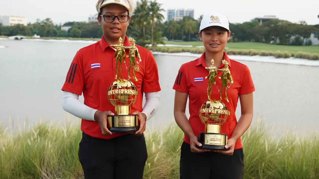 dua pegolf Thailand Suvichaya Vinijchaitham dan Parin Sarasmut