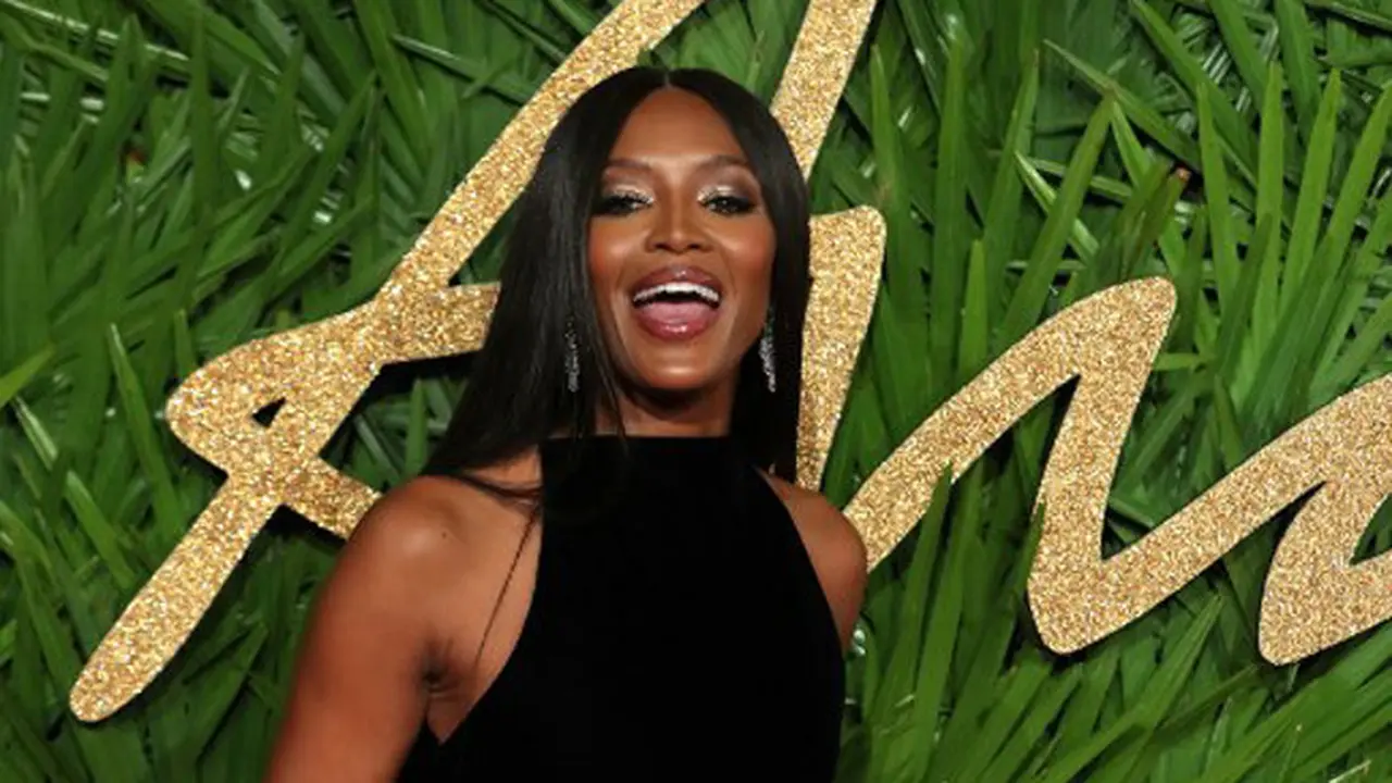 [Bintang] Naomi Campbell